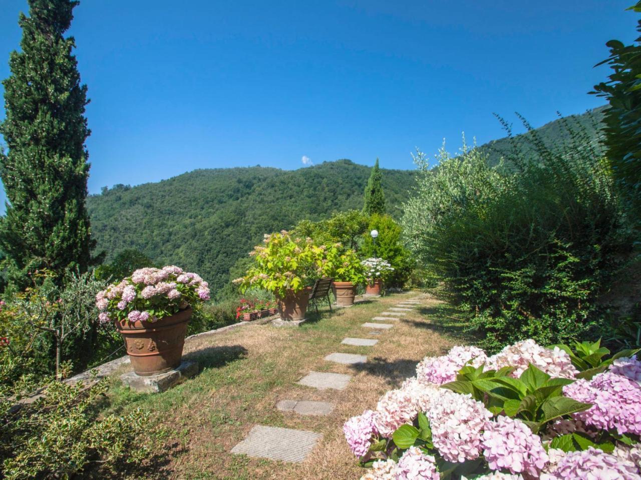 Villa Villa Campo Del Mulino By Interhome Piteccio Bagian luar foto